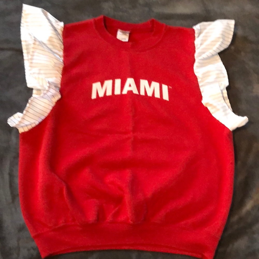 Vintage Miami sweatshirt with custom sleeves, sz M